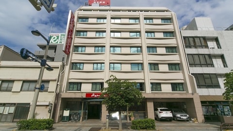 Primary image