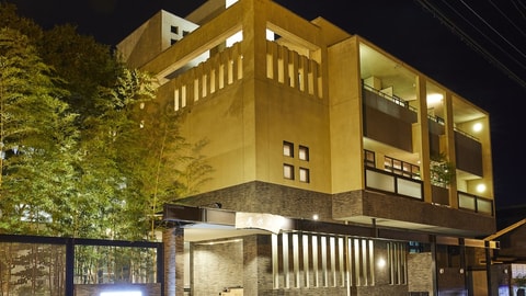 Primary image