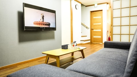 Primary image