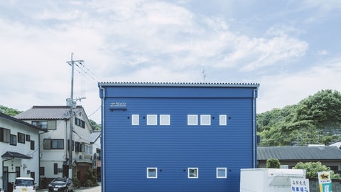 Primary image