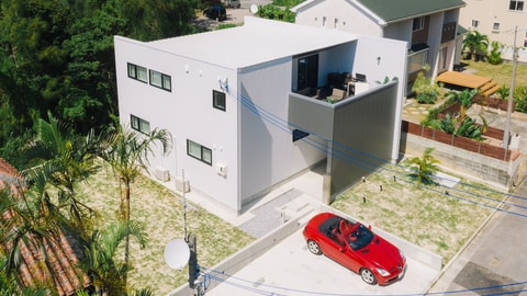Primary image