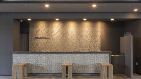 前台