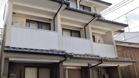 Primary image
