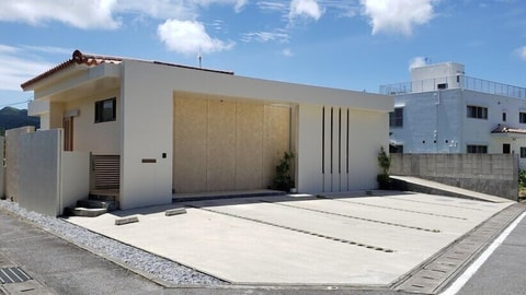 Primary image