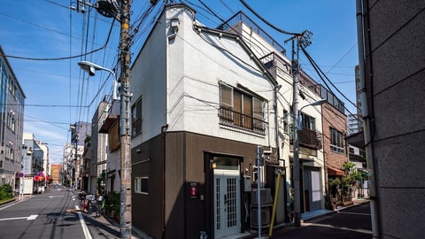 Primary image