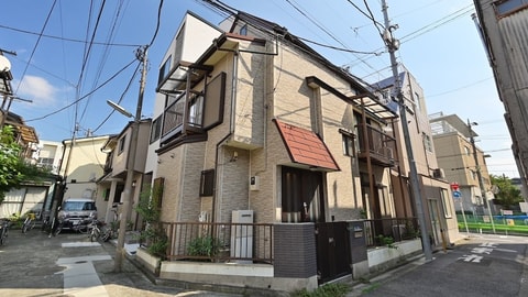 Primary image