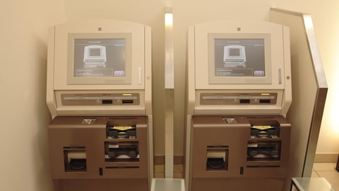 Check-in/check-out kiosk