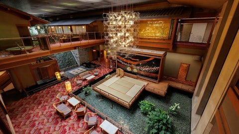 Lobby lounge