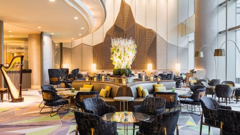 Lobby lounge