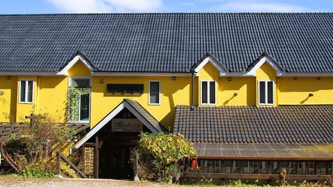 Primary image