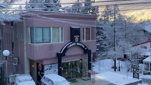 Primary image