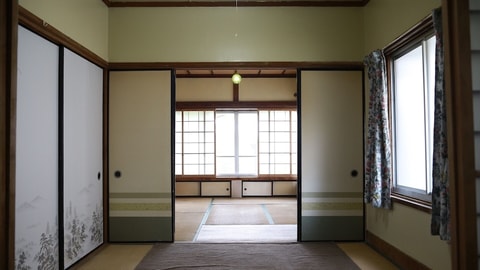 Primary image