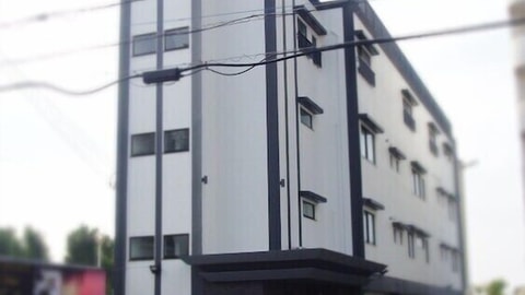 Primary image