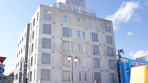 Primary image