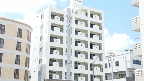 Primary image