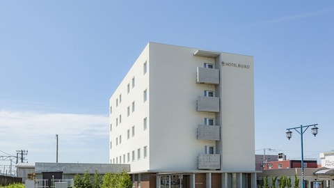 Primary image