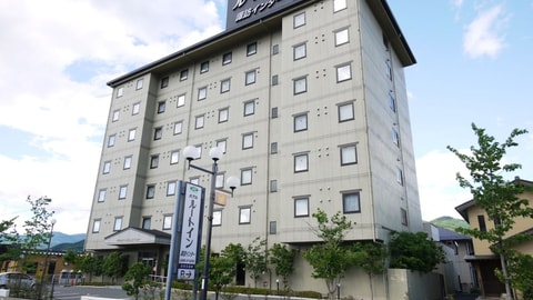 Primary image