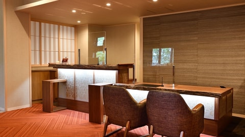 Concierge desk