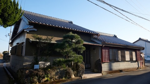 Primary image