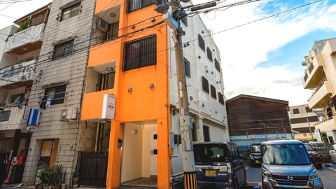 Primary image