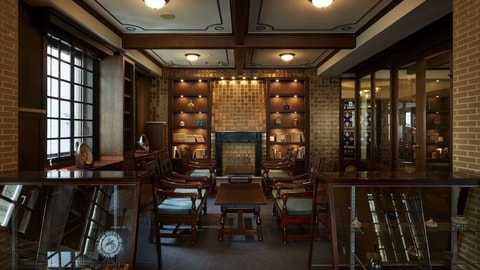 Concierge desk