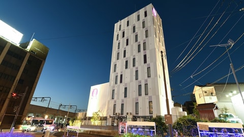 Primary image