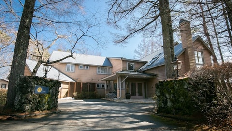 Primary image