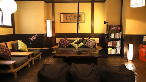 Primary image