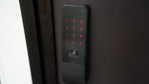 Check-in/check-out kiosk