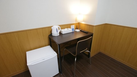 Mini-refrigerator