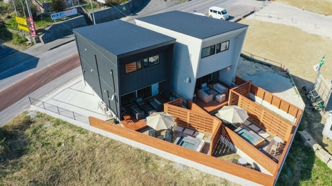 Primary image
