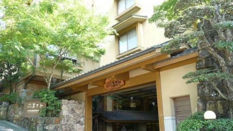 Primary image