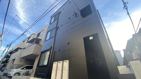 Primary image