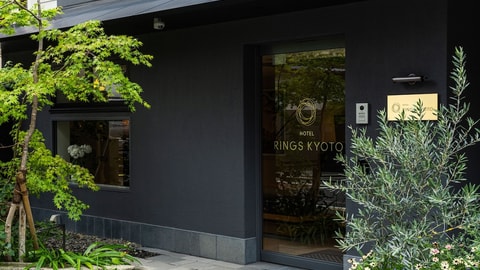 Primary image