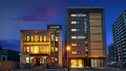 Primary image