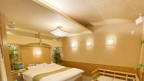Primary image