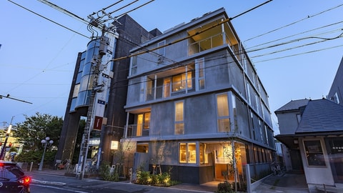 Primary image