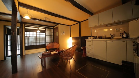 Primary image