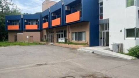 Primary image