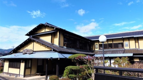 Primary image