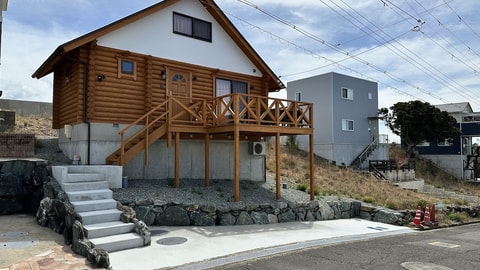 Primary image