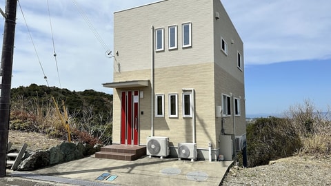 Primary image