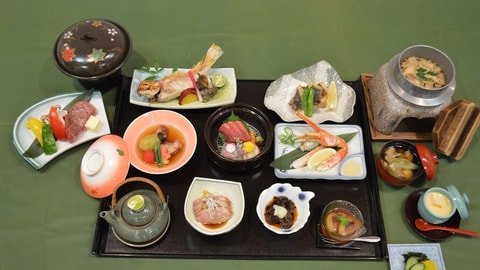 日式旅馆用餐