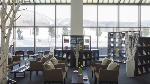 Lobby lounge