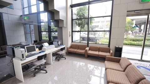 Lobby sitting area