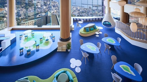 Lobby lounge