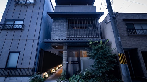 Primary image