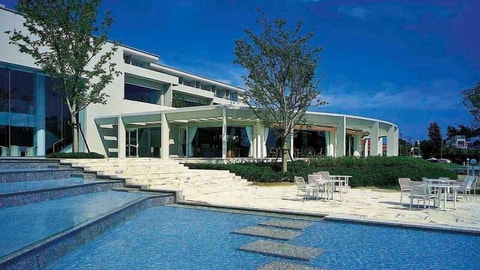 Primary image