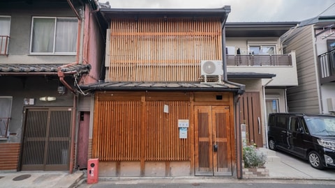 Primary image